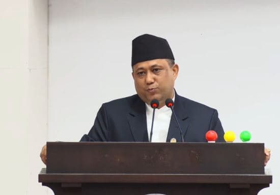अन्तर्राष्ट्रिय मापदण्ड र नागरिक सहजताका लागि राहदानी ऐन संशोधनः परराष्ट्रमन्त्री खनाल