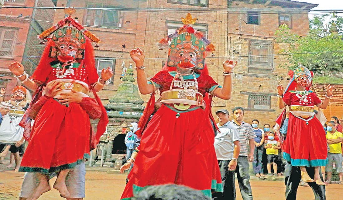 नीलवाराही नाच प्रदर्शनी