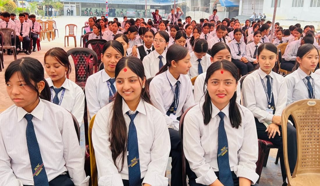 विद्यार्थीले प्रधानमन्त्री दैवी प्रकोप उद्धार कोषमा ५७ हजार सहयोग