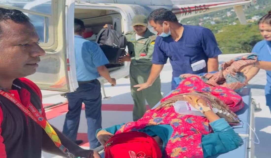 १७ वर्षीया सुत्केरी महिलाको हवाई उद्धार