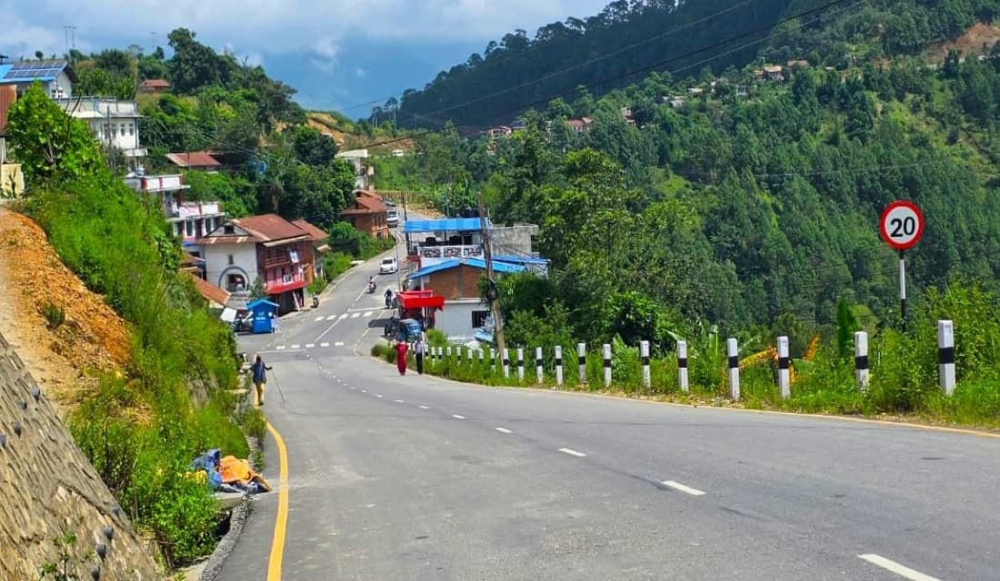 चिटिक्क बन्यो रिडी–तम्घास २५ किलोमिटर सडक