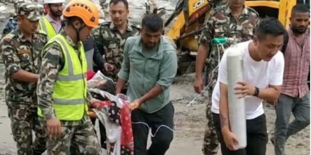 सुधनको ‘फिल्ड स्टन्ट’, गृहमन्त्री कि उद्धारकर्मी?