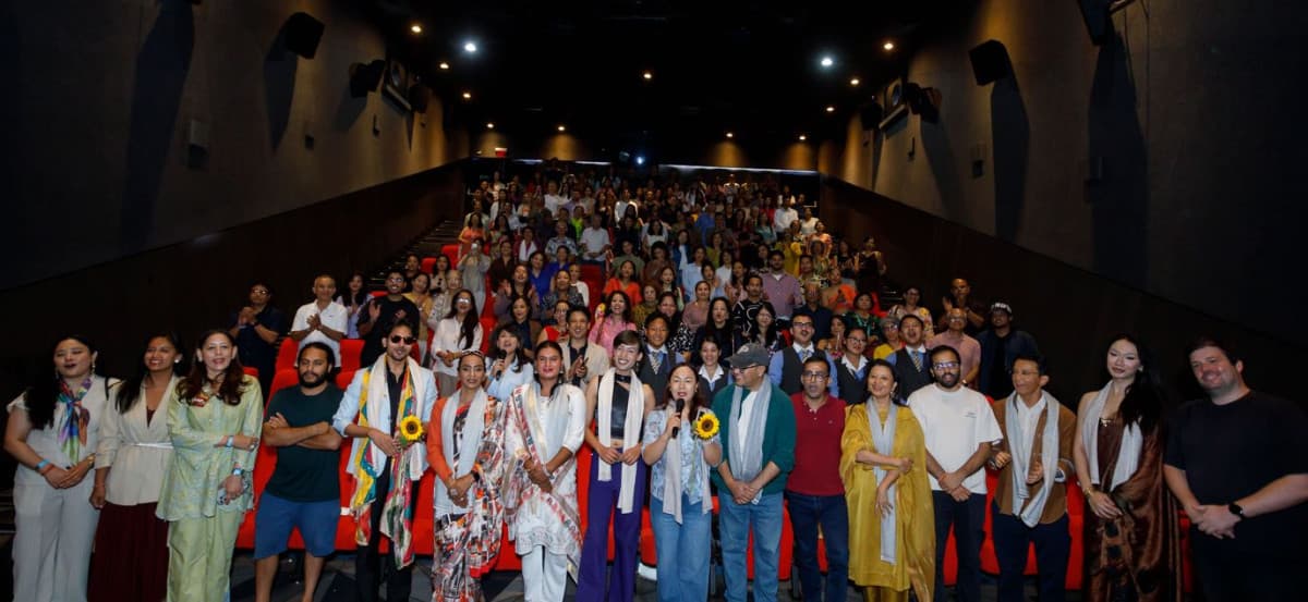 कान्स विजेता चलचित्र ‘तिनीहरूः एलिफेन्ट्स इन द फग’ प्रदर्शनमा, विशेष प्रदर्शनको आम्दानी बाढी प्रभावितका लागि