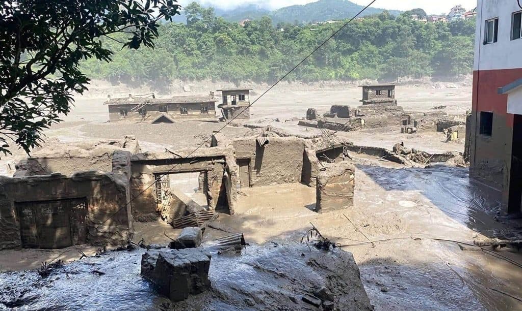 रसुवा बाढी पीडितको स्थानान्तरण : जग्गा खोज्न सरकारले बनायो समिति