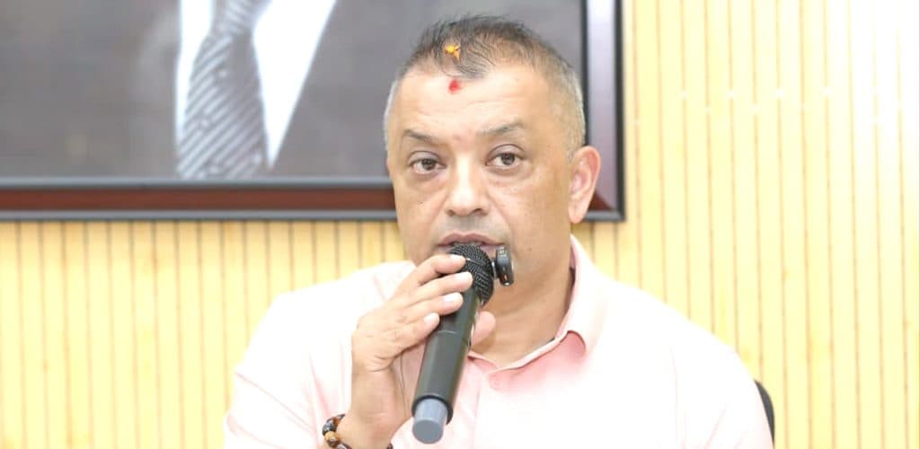 ‘आन्तरिक राजनीति छाडेर बाढीपीडितको सेवामा लाग्छौँ, यसपालि हामीलाई चाडपर्वले छुँदैन’
