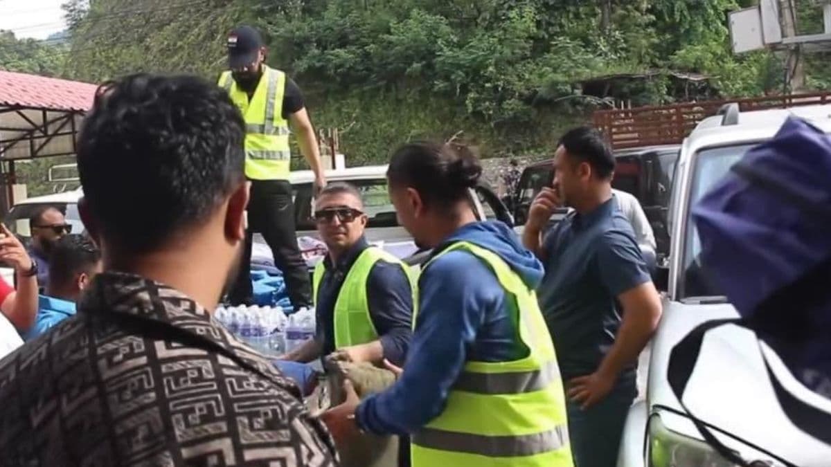 बाढीपीडितलाई तरुण दलको साथ,अध्यक्ष कोइरालाको उपस्थितिमा गल्छी गाउँपालिकालाई राहत सामाग्री हस्तान्तरण