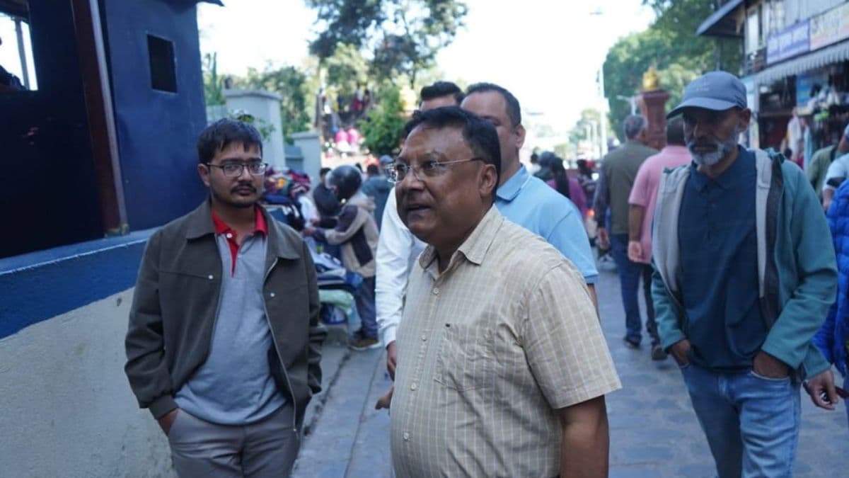 पत्रकार किशोर श्रेष्ठ छुटे, कसरी ?