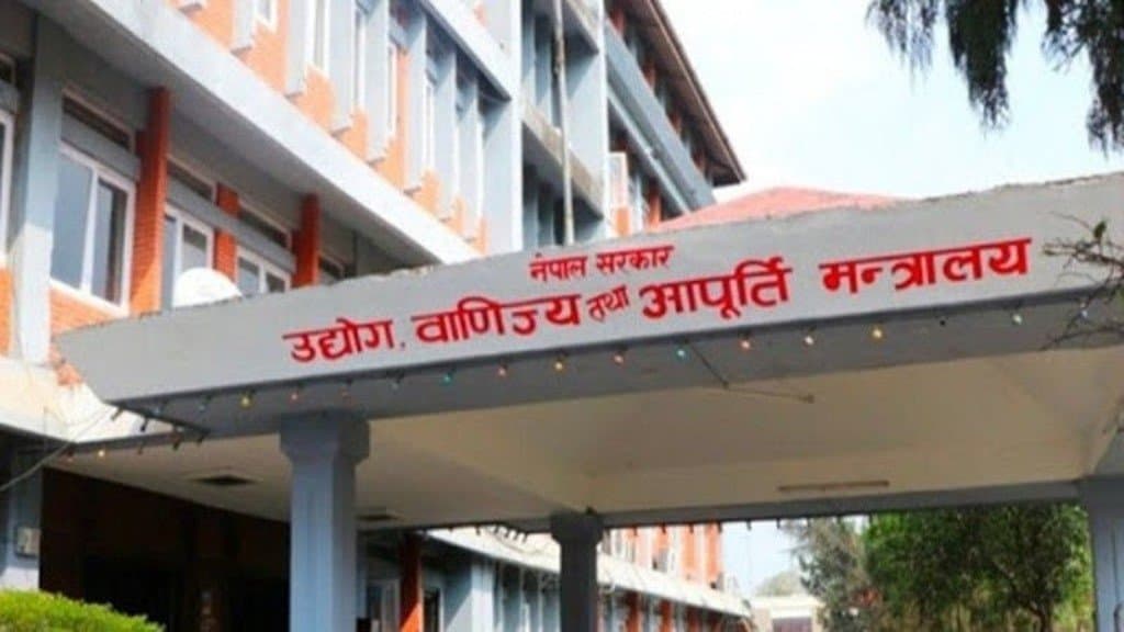 चोरी पैठारी र गुणस्तरहीन सामानविरुद्ध सरकार आक्रामक