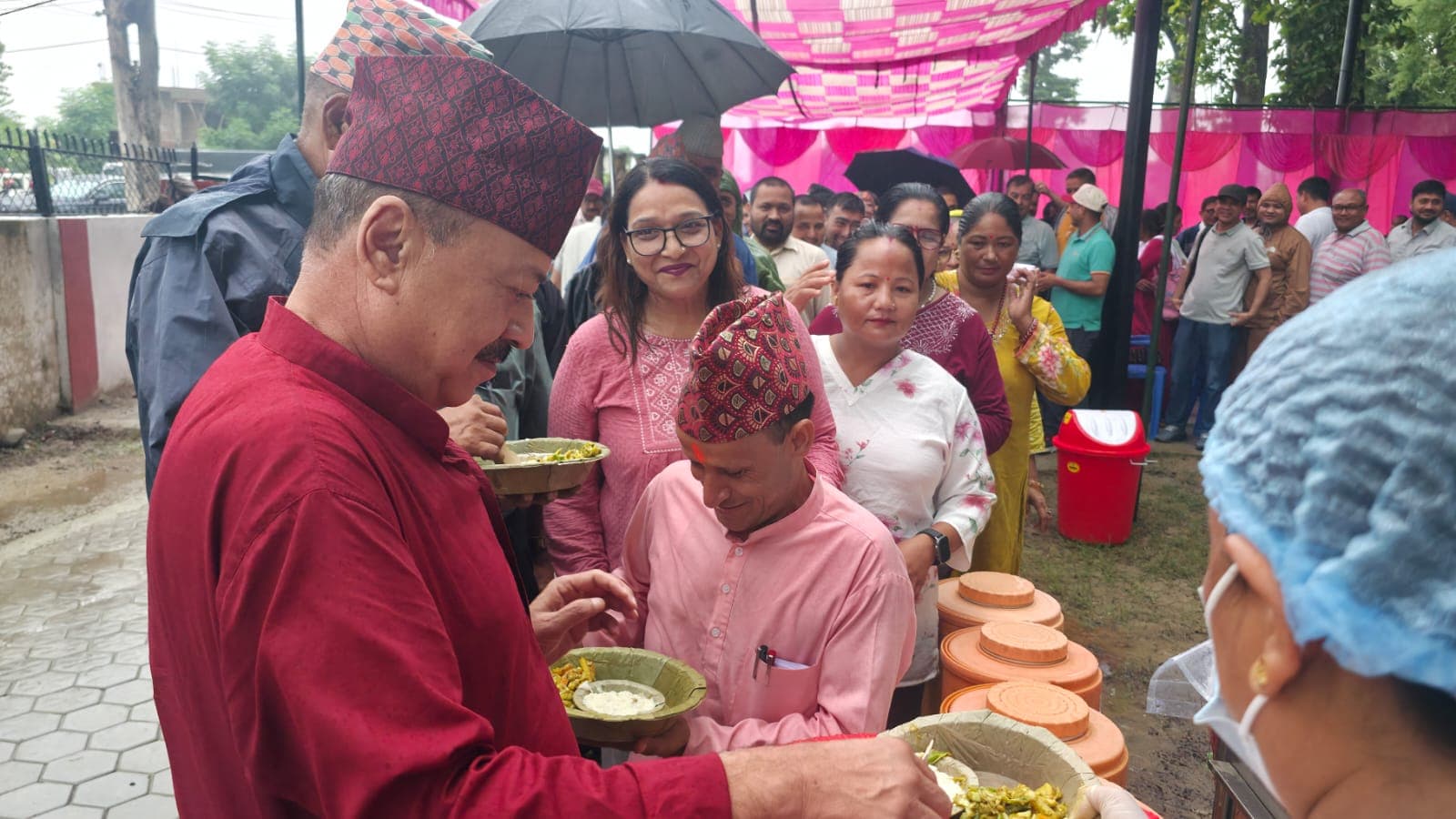 चार हजार बालबालिकाका लागि एकीकृत भान्साघरको दिवाखाजा