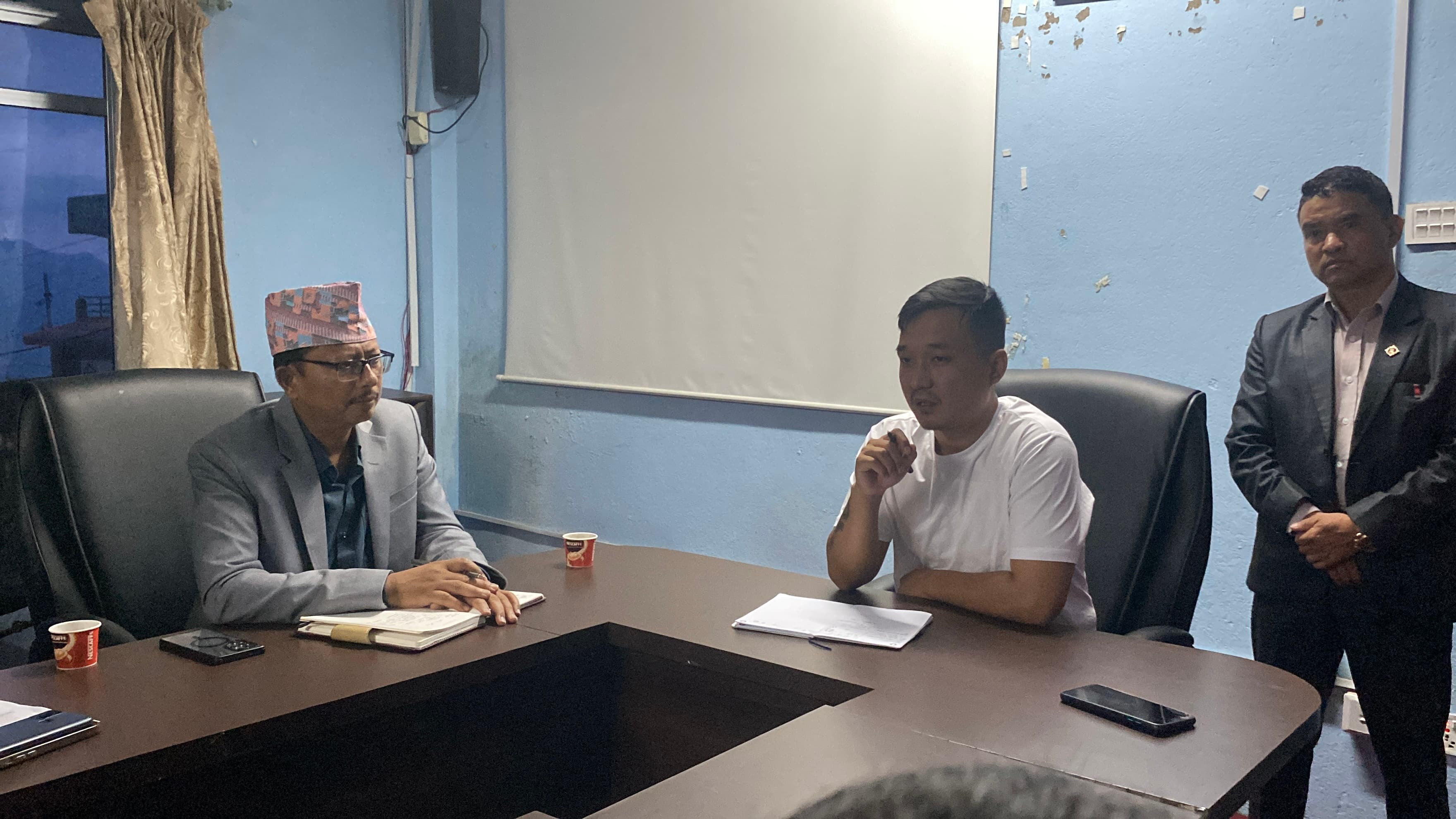 एक रुपैयाँ घुस खाएको थाहा पाएँ म आफैं एक्सनमा उत्रिन्छु : गृहमन्त्री गुरुङ