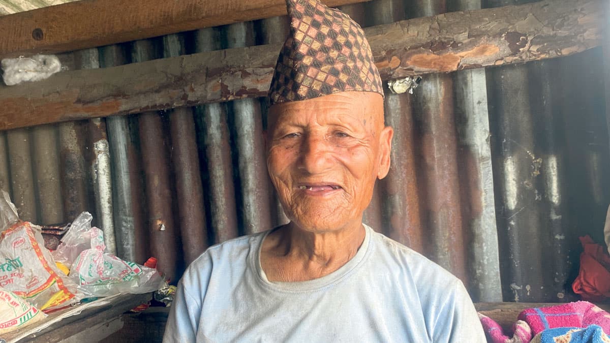 १५ सन्तानका ‘अन्तरे बा’