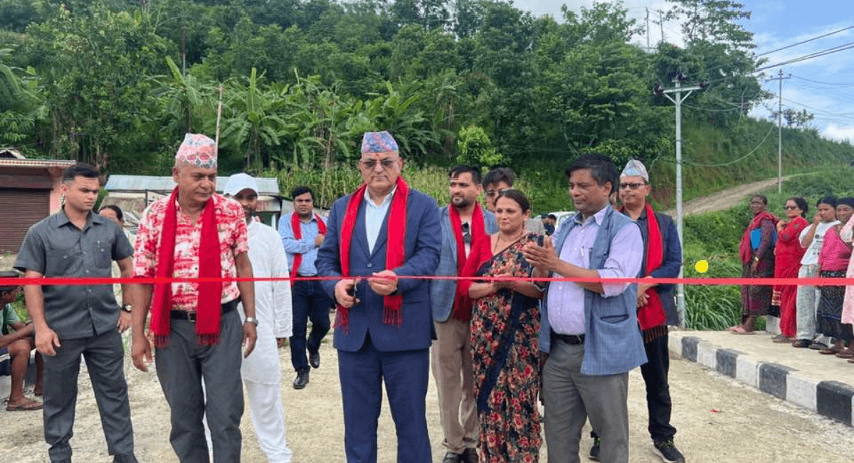 सम्झौतामा उल्लिखित समयअगावै निर्माण भएका दुई मोटरेबल पुलको उद्घाटन