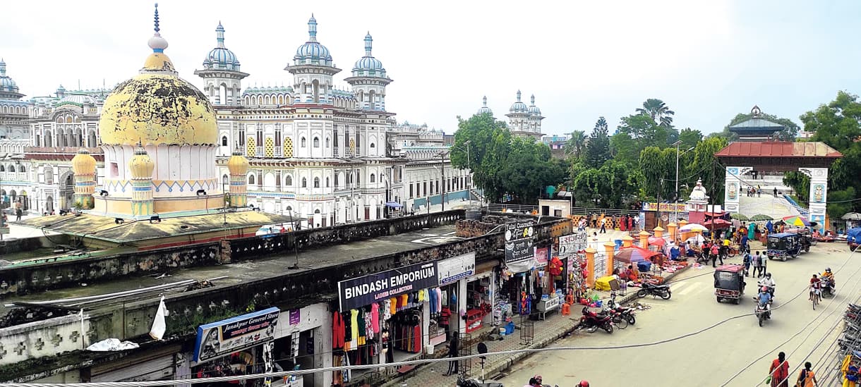 करोडौं आम्दानी हुने जानकी मन्दिरको लाखौं बिजुली विल बाँकी