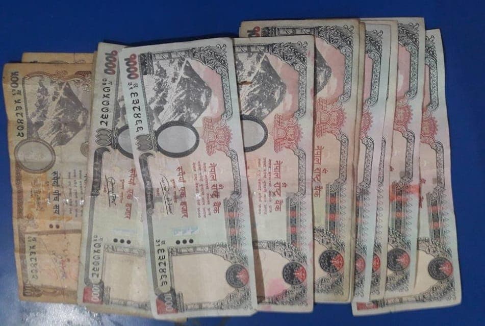 ६४ हजार घुससहित इन्जिनियर दिपा कार्की रंगेहात पक्राउ