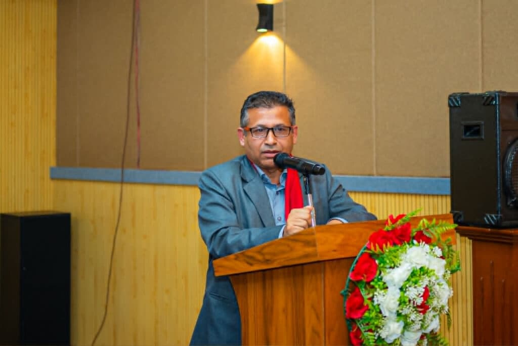 डा. पौडेलले ल्याए ‘इमोसनल इन्टेलिजेन्स’माथि किताब