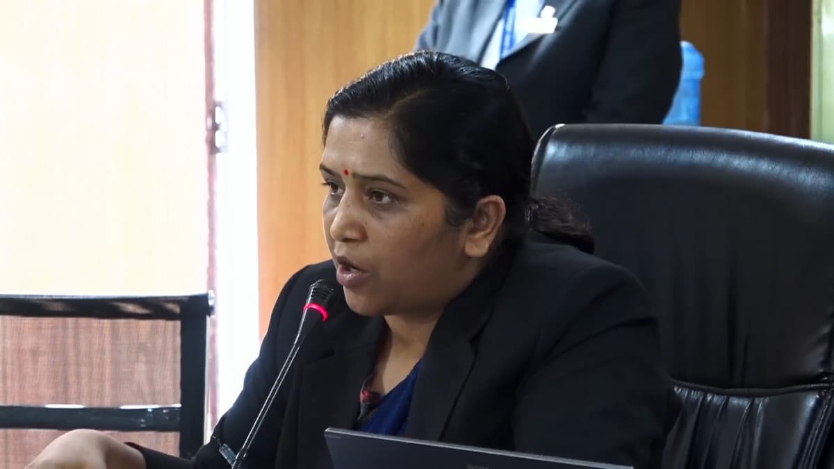 बिनु यादव र निहारिका राजपुतसँग भेट गर्न गृहमन्त्रीलाई संसदीय समितिको ध्यानाकर्षण