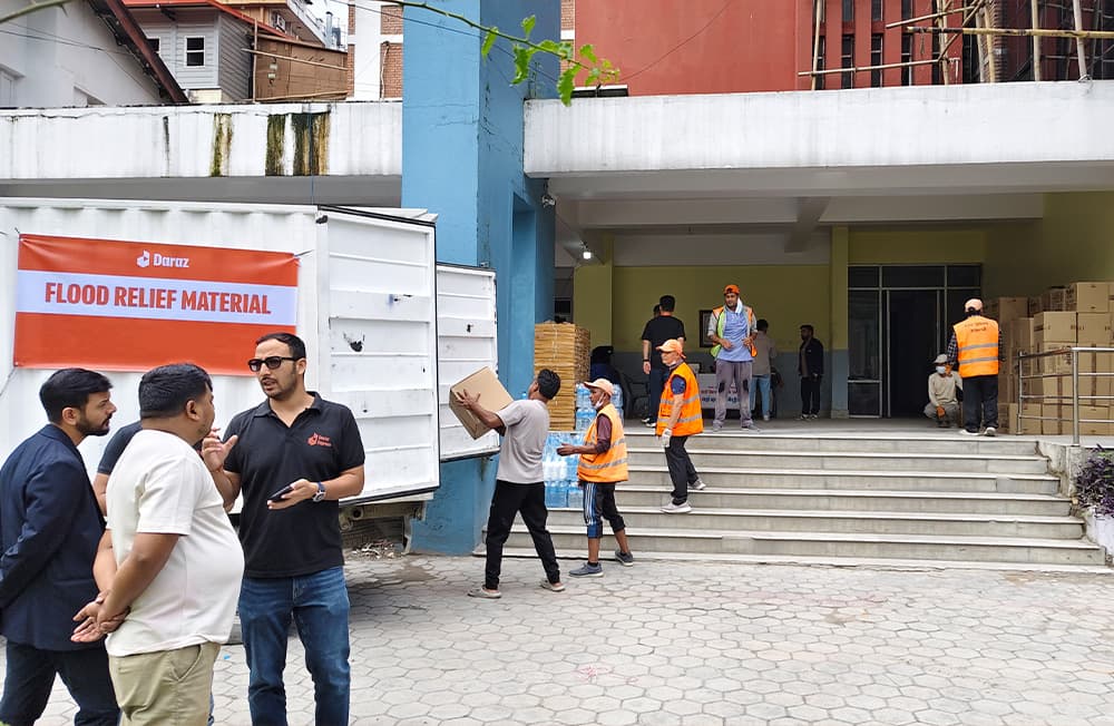 रसुवा बाढीः दराज नेपालद्वारा राहत सहयोगको पहल