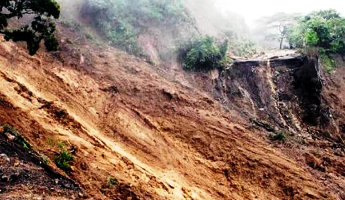 चीनको चोङकिङमा पहिरोमा परी आठ जनाको मृत्यु, ३४ जना बेपत्ता