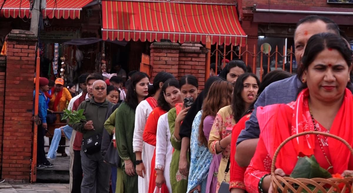 साउनको सोमबार पशुपतिनाथमा सहज दर्शन, व्यवस्थापनप्रति भक्तजनको सकारात्मक प्रतिक्रिया