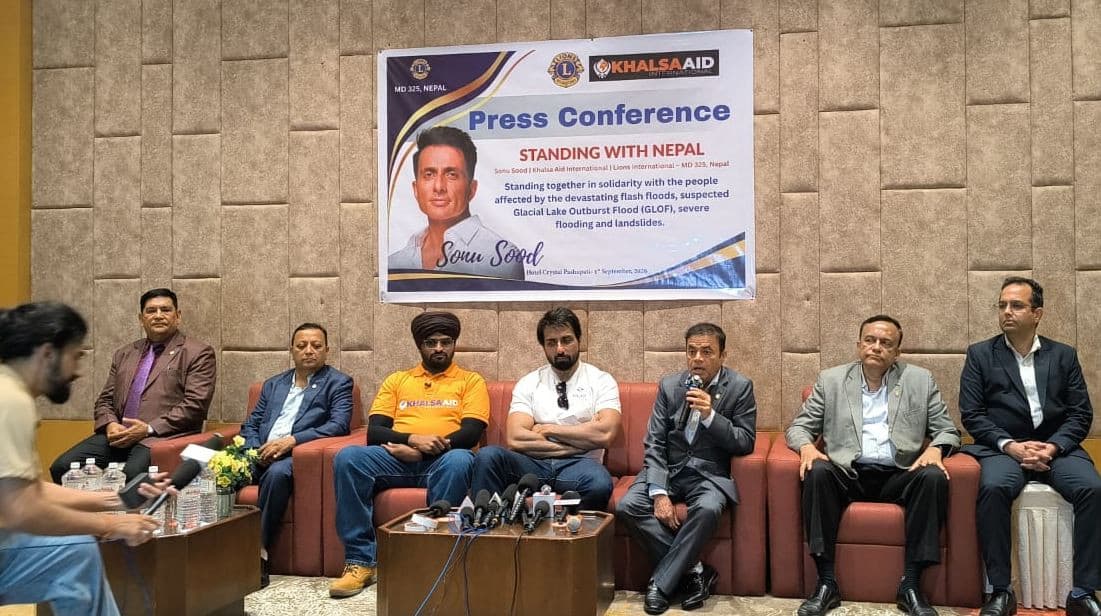बाढी प्रभावितलाई निःशुल्क आकस्मिक उपचारसहित स्वास्थ्य सेवा दिँदै नेपाल मेडिसिटी