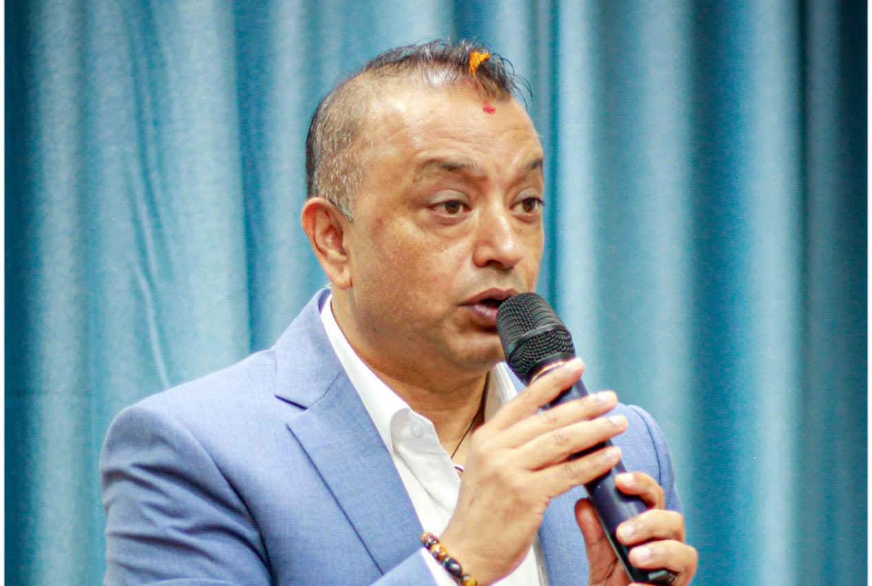 सभापति थापा र नेता कोइरालाबीच भेटर्वार्ता
