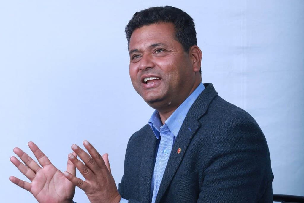एमाले प्रचार विभाग प्रमुखको प्रश्न : विगत ३५ वर्षमा एक चौथाई समय पनि एमालेले शासन गरेको छैन, दोषजति सबै थोपरेर हुन्छ ?