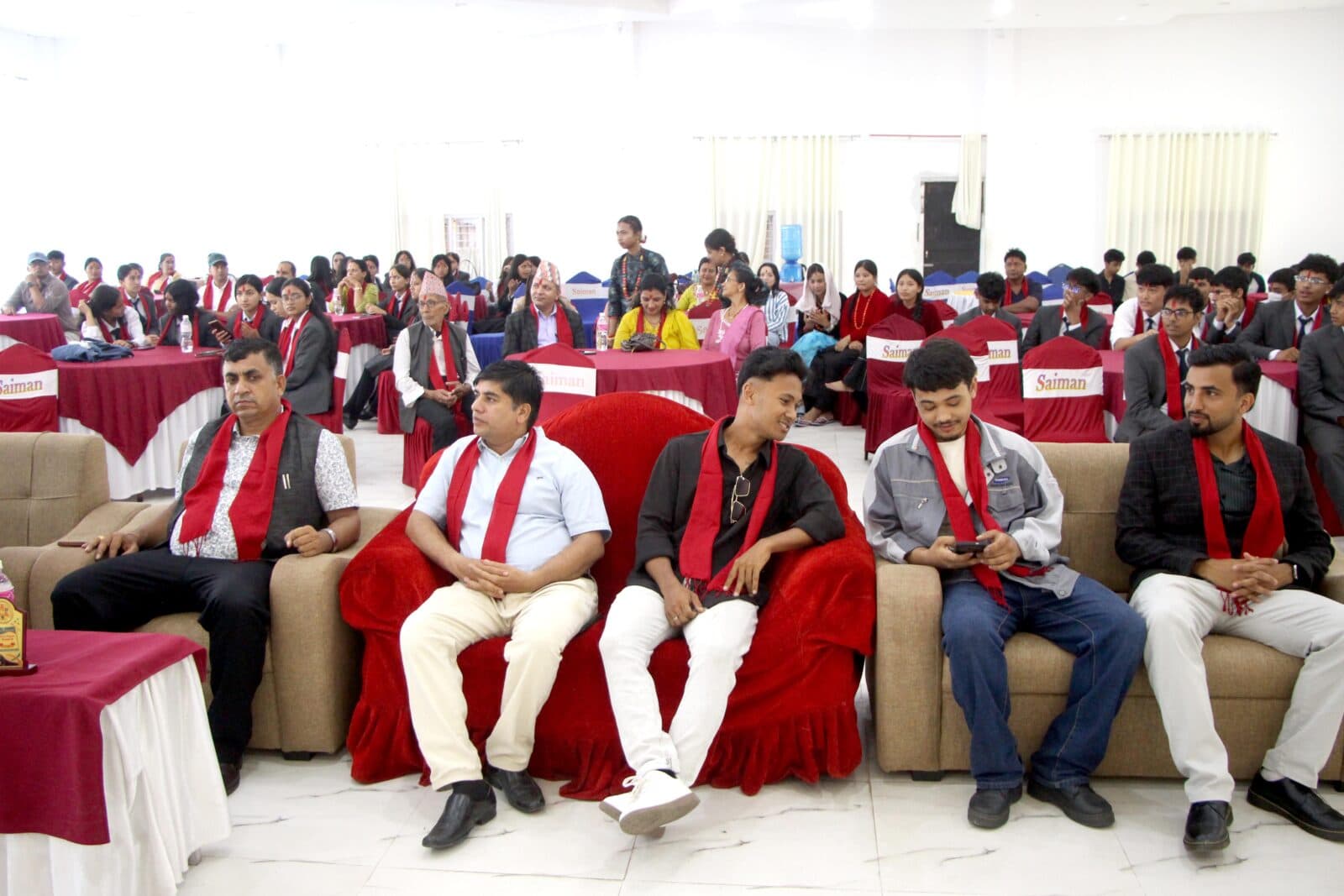 स्टेप वाई स्टेपमा विद्यार्थीलाई स्वागत