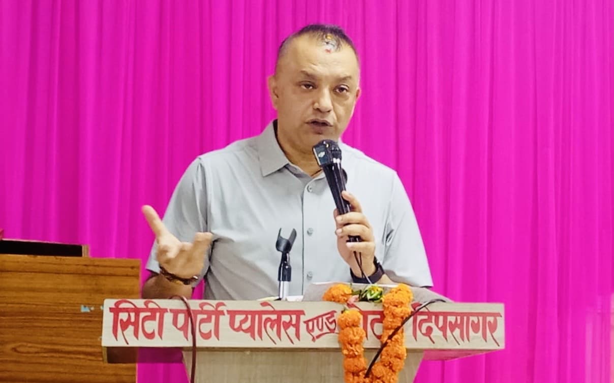 ‘रास्वपाले सरकार चलाउने म्यान्डेट पाएको हो, लोकतन्त्रमाथि खेलबाड गर्ने होइन’