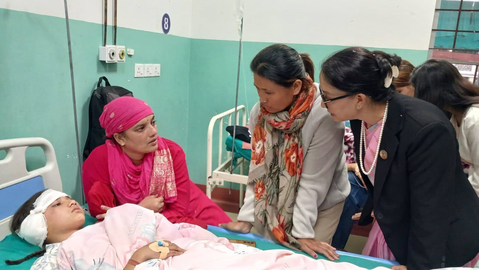स्कुल बस पल्टिँदा ५ जनाको ज्यान गयो