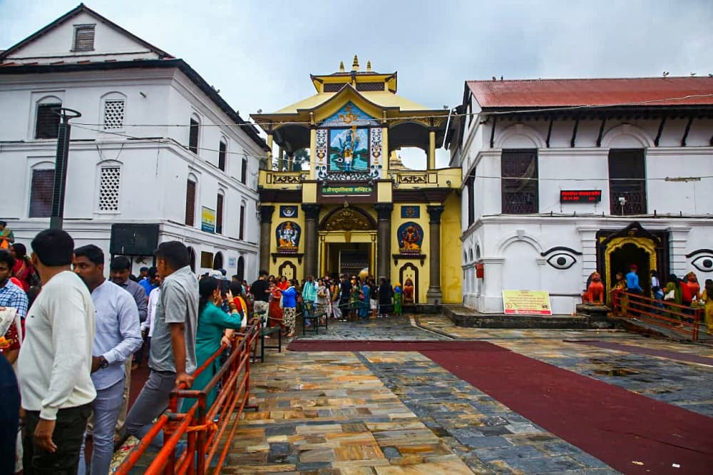पशुपतिमा साढे दुई लाख भक्तजन