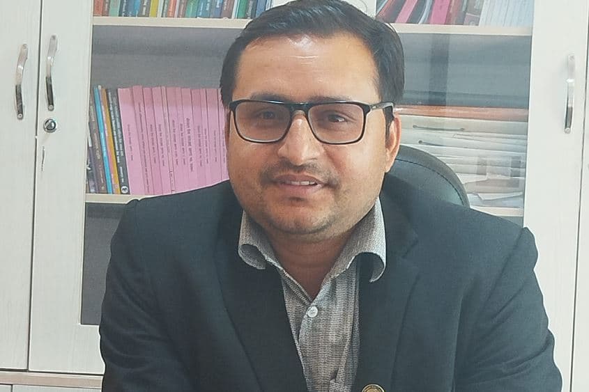 विष्णु पौडेल छुटेपछि रास्वपा सांसदको आक्रोश, न्यायालय पुनःसंरचनाको माग
