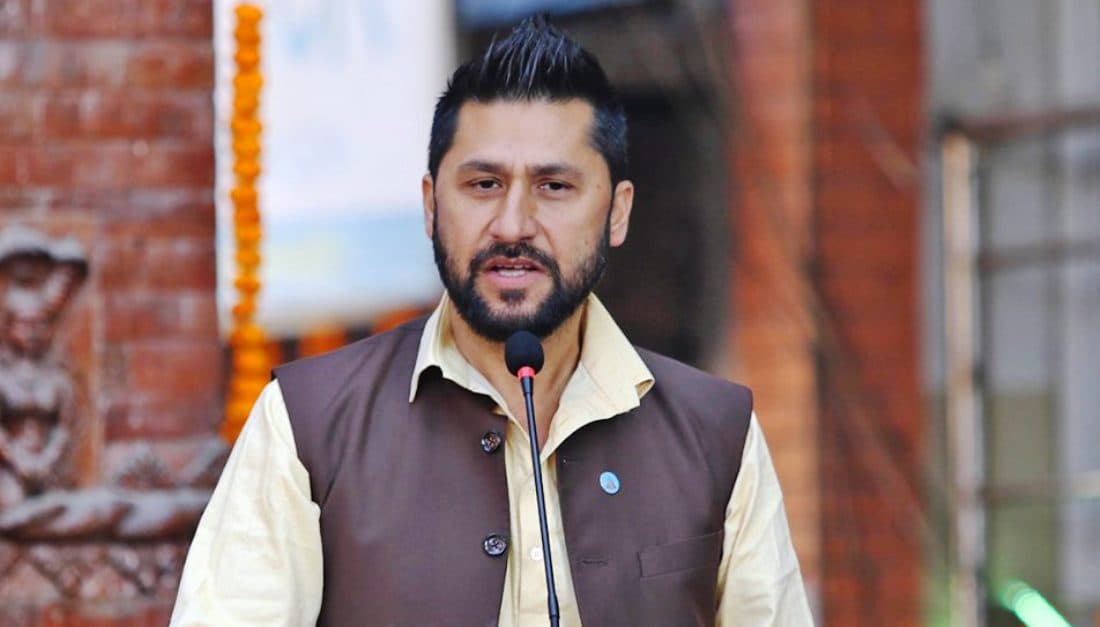 सरकारको निर्णयले जनतालाई हानी भयो भने अभिभावकको नाताले पार्टीले सच्याउँछः रवि लामिछाने
