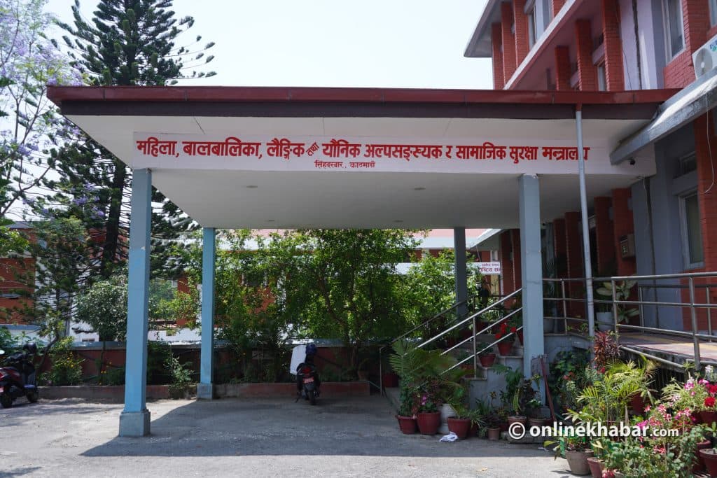 बाबुआमा दुवैसँग सँगै बस्ने बालबालिकाको संख्या ७८ प्रतिशत