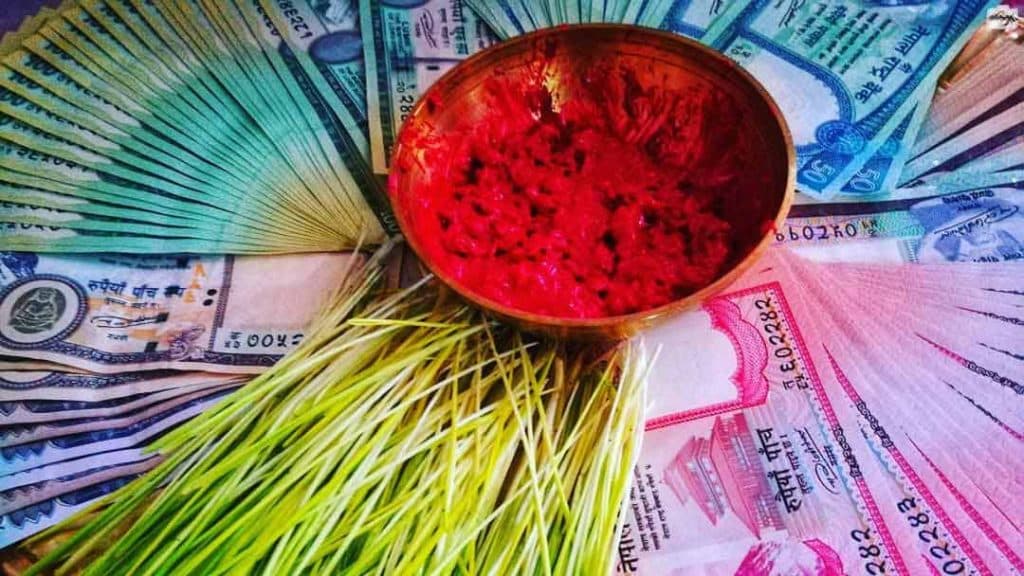 टीकाको दोस्रो दिन आज: मान्यजनबाट आशीर्वाद थाप्ने क्रम जारी