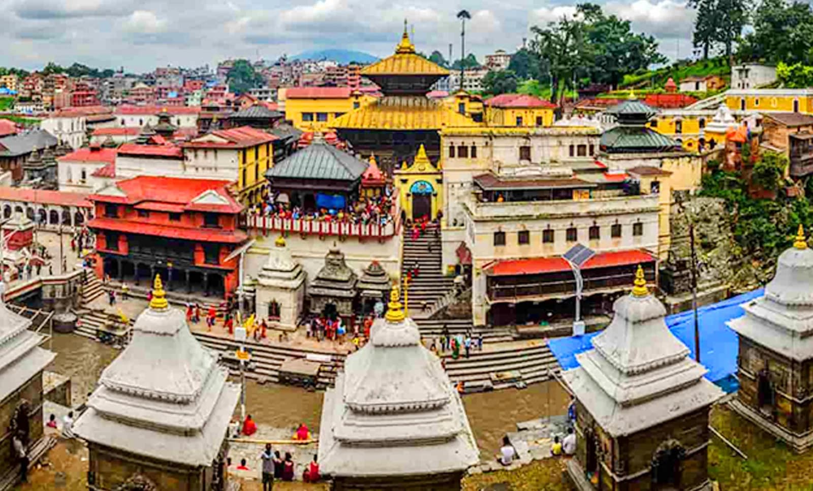 देशभरका शिवालयमा भक्तजनको लर्को