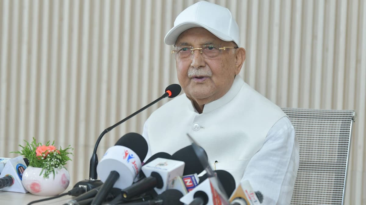 ’वर्तमान सरकार षड्यन्त्रको उपज, पपुलिजमको भद्दा अभ्यास भइरहेको छ’: ओली