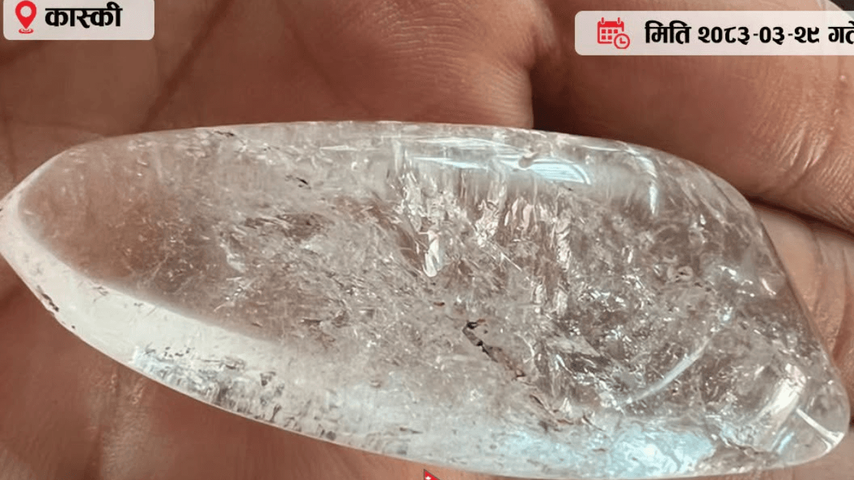 बहुमूल्य वस्तु भन्दै ढुङ्गा देखाएर ठगी गर्ने छ जना पक्राउ