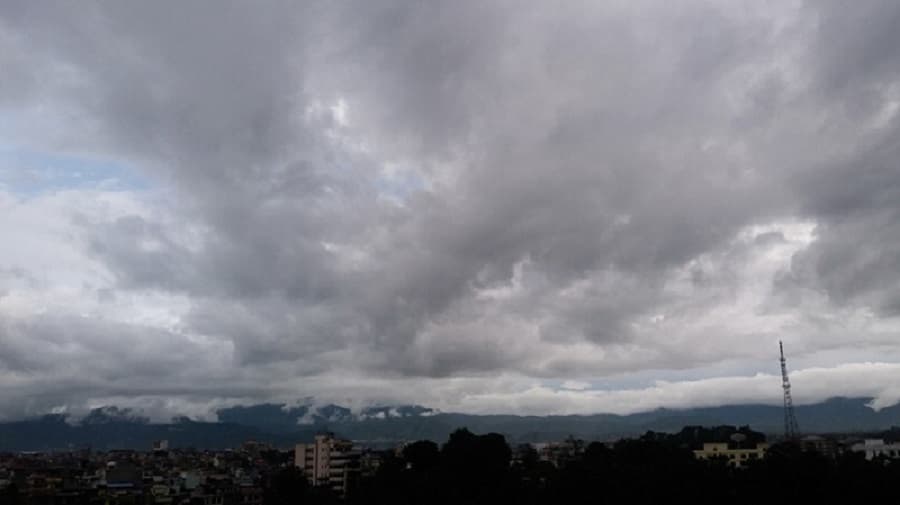 अधिकांश स्थानमा मध्यमसम्मको वर्षा, सूचनामा अद्यावधिक रहन अनुरोध