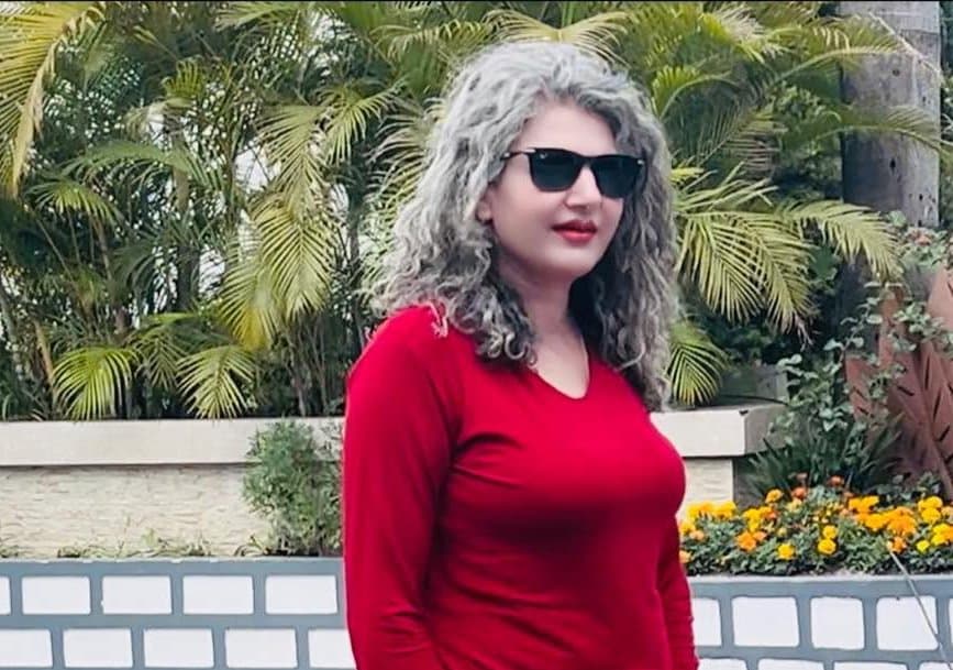 तारा अधिकारीको नयाँ गीत ‘फोटो क्लिक’ सार्वजनिक