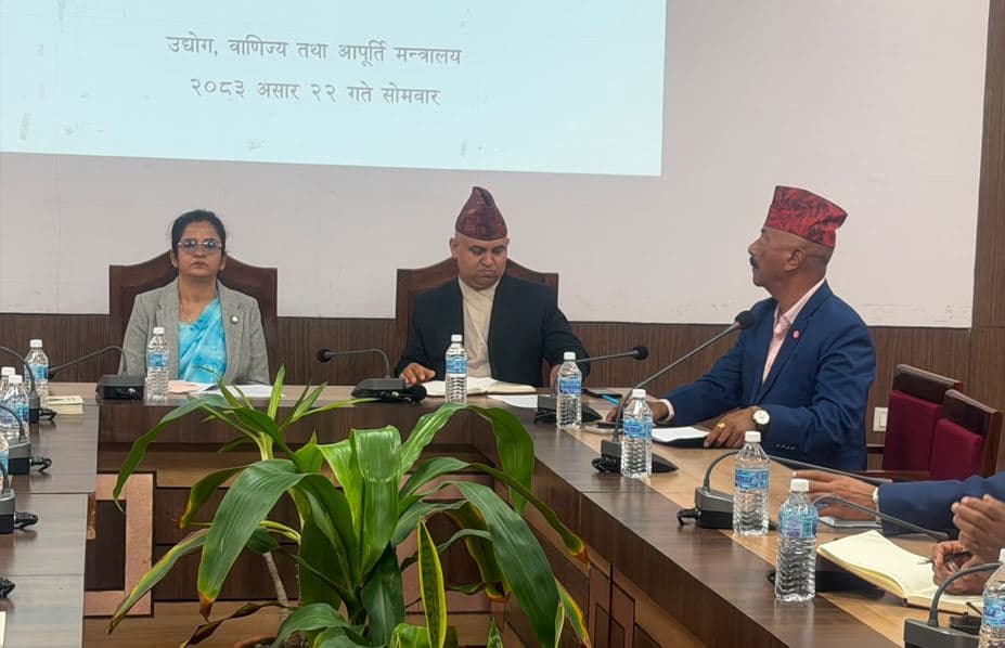 तत्काल बजार भाउ घटाउन मन्त्री यादवको कडा निर्देशन